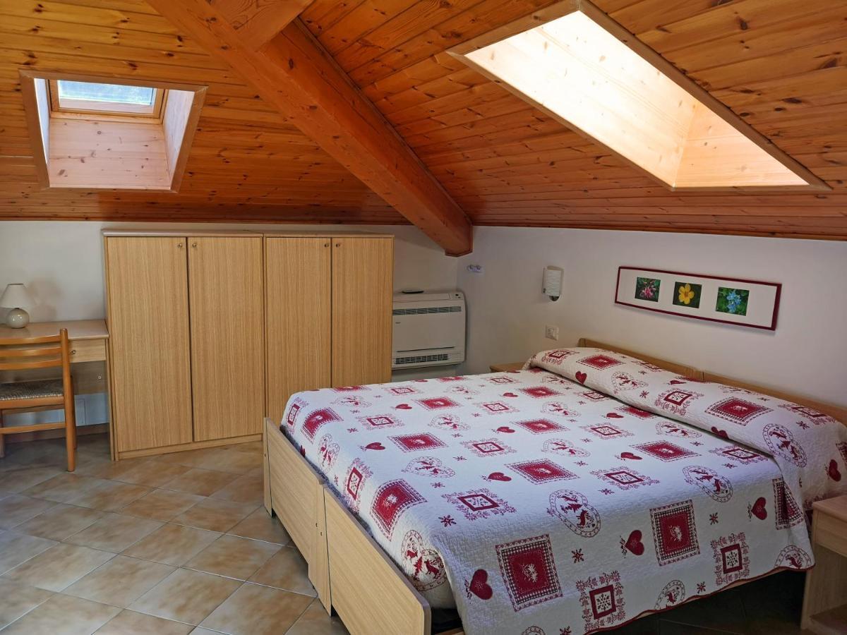 Maso Sveseri Montesover Buitenkant foto