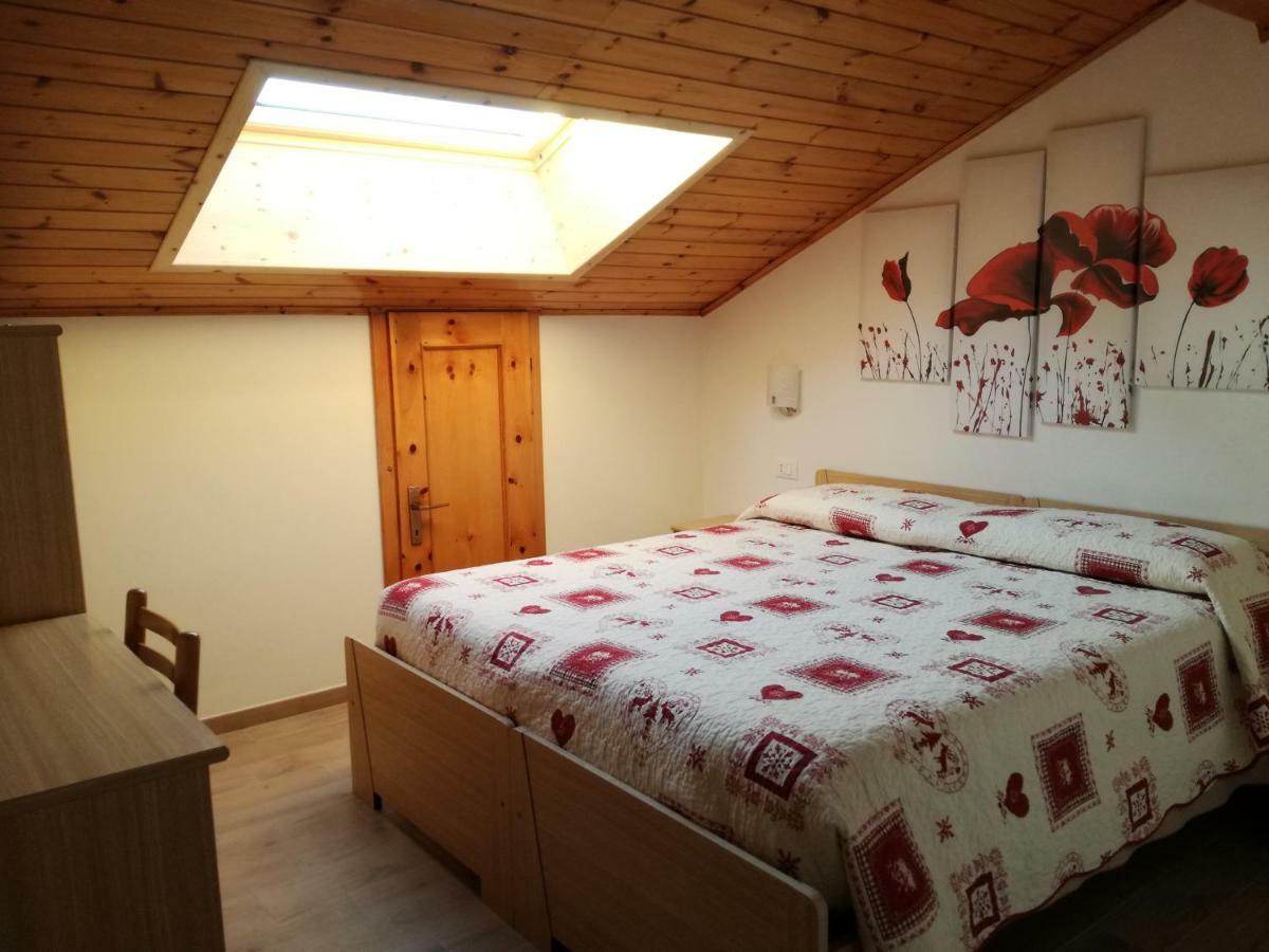 Maso Sveseri Montesover Buitenkant foto